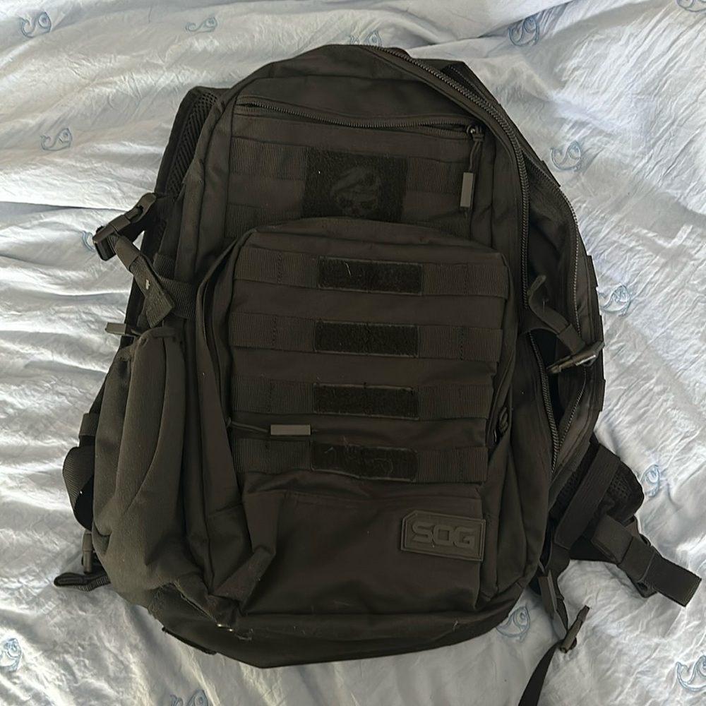 Men’s Black SOG Backpack